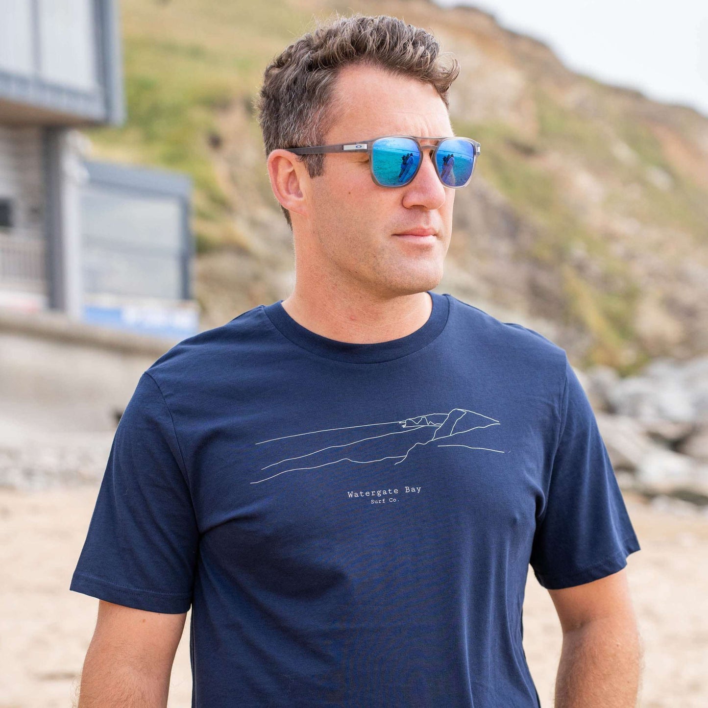 LINE | T-SHIRT - NAVY