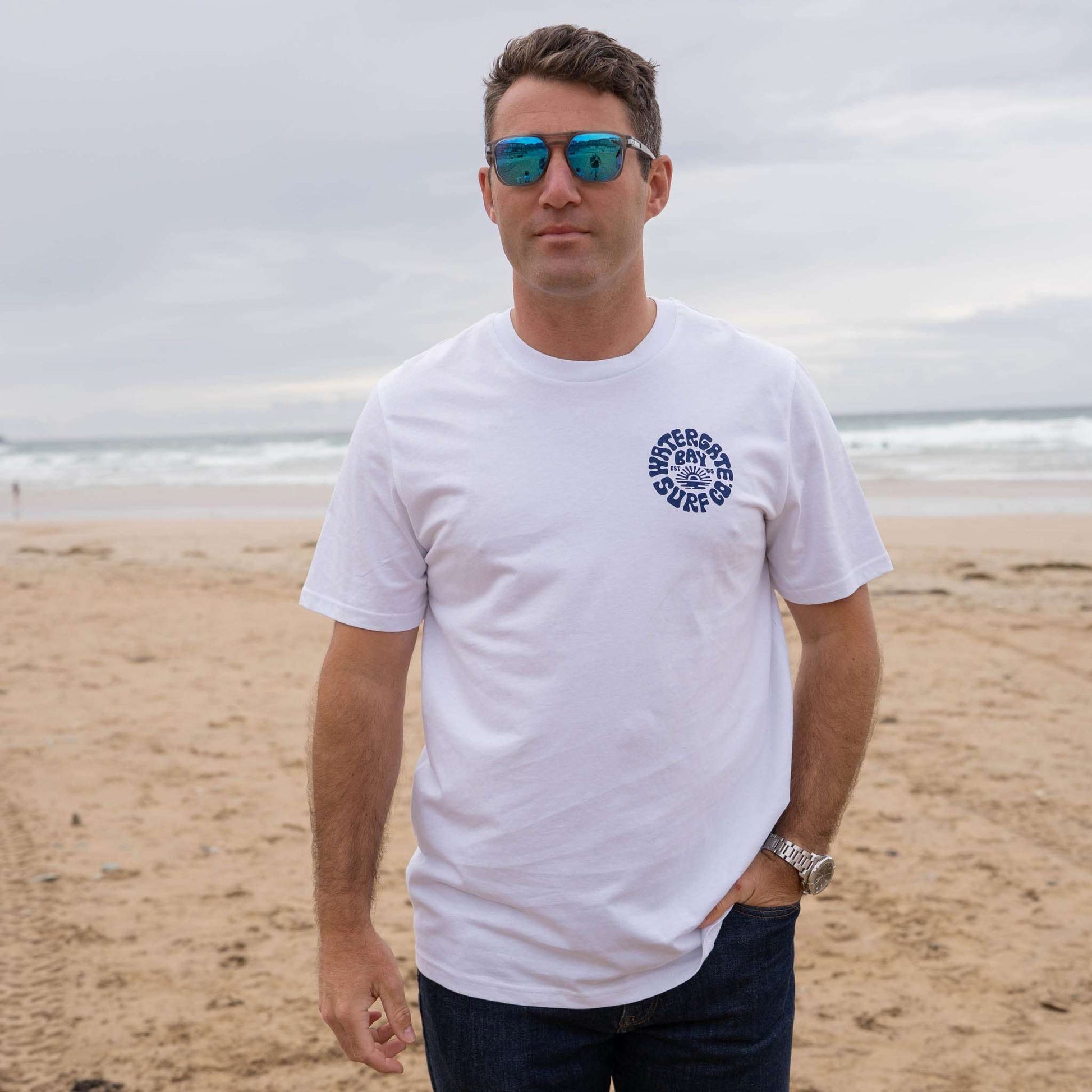RETRO | T-SHIRT - WHITE/NAVY