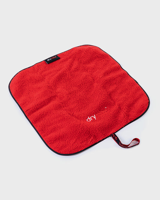 DRYROBE CHANGING MAT BLACK/RED