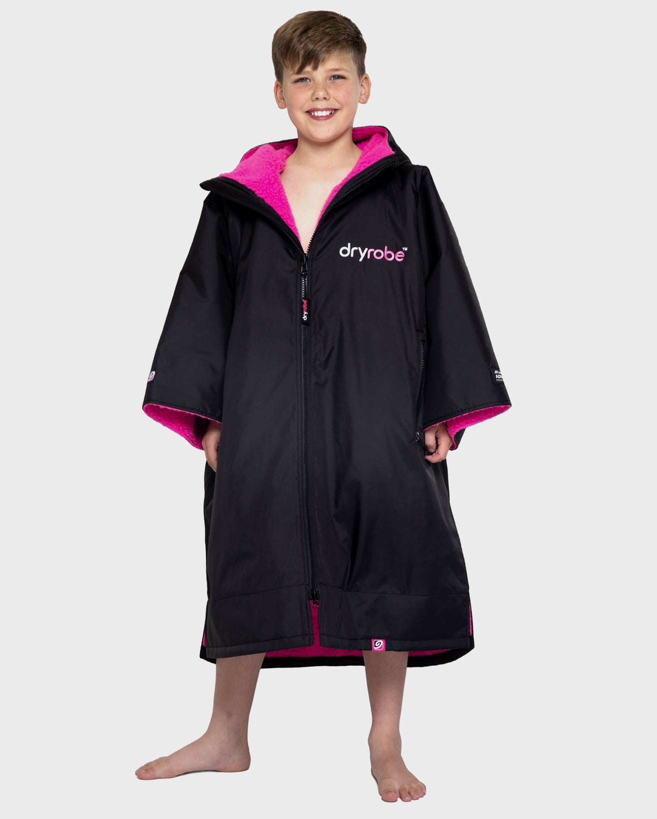 DRYROBE ADVANCED EASY FIT BLK/PINK 5Y-9Y