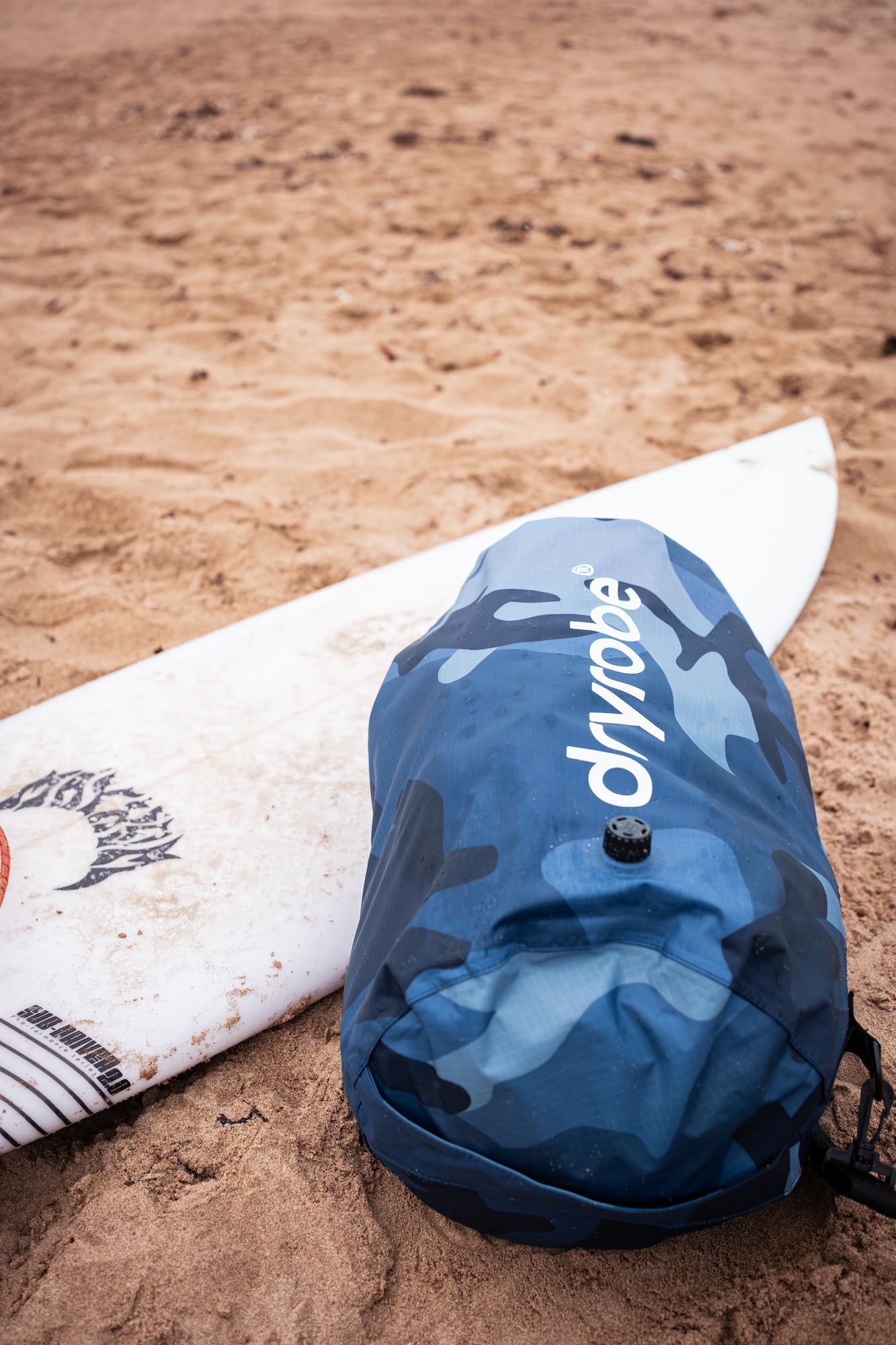 DRYROBE COMPRESSION TRAVEL BAG - BLUECAMO