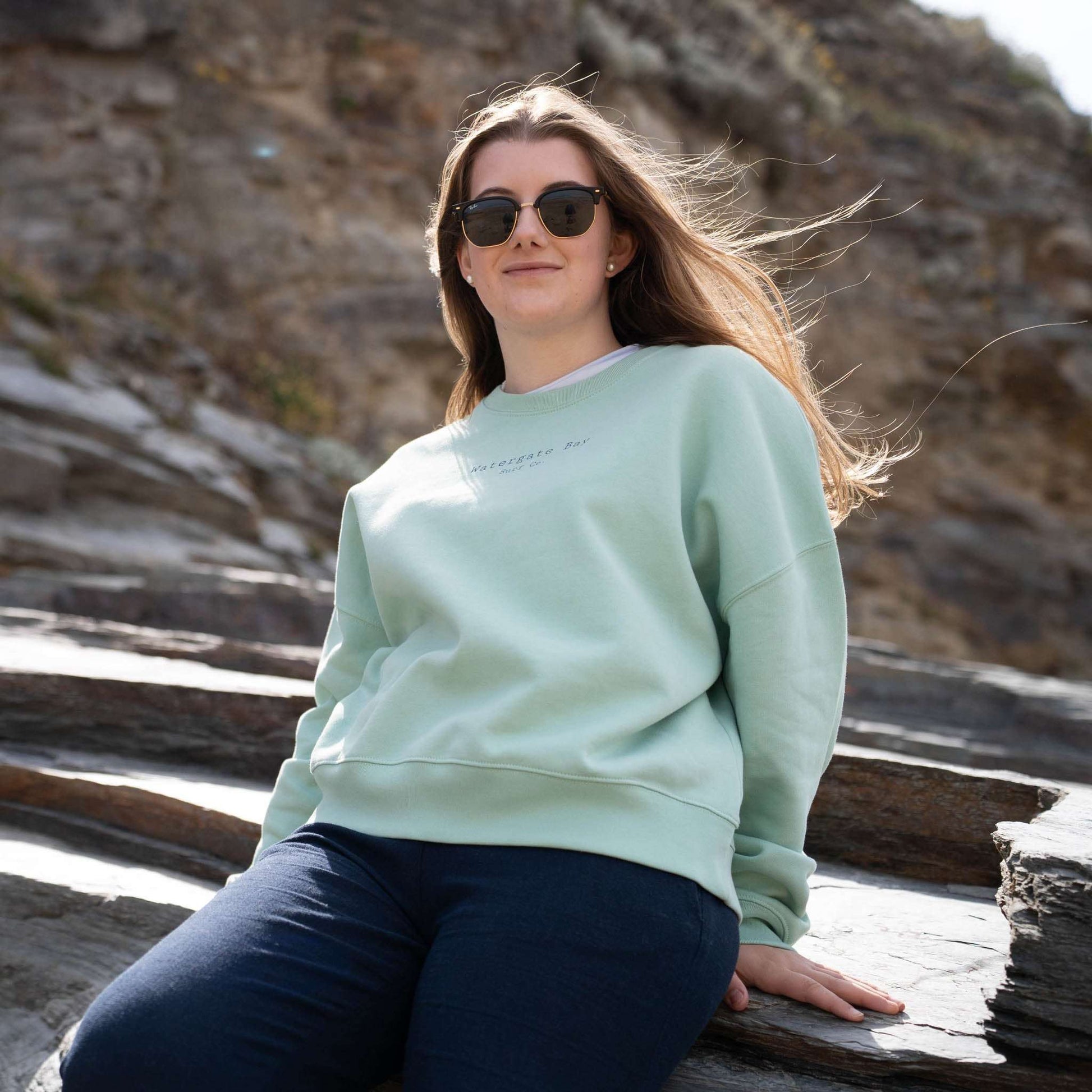 TEXT | WOMENS RELAXED CREW NECK SWEATSHIRT - MISTY JADE