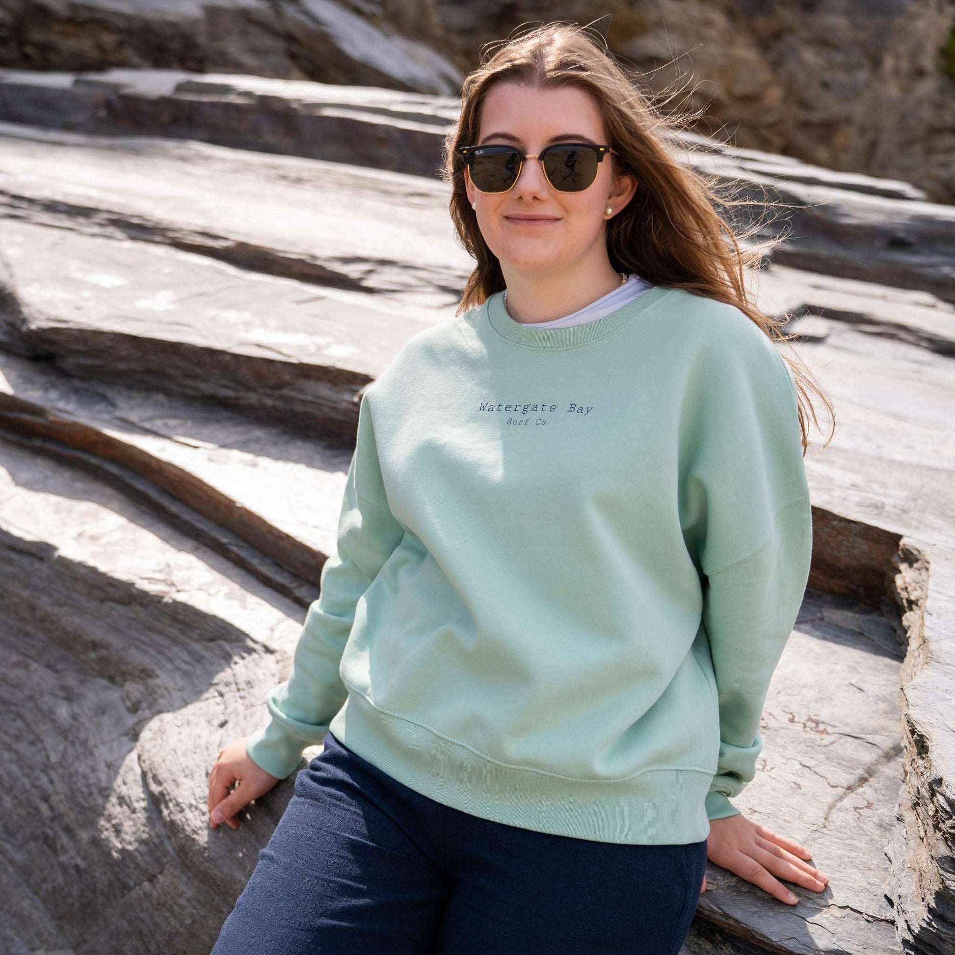 TEXT | WOMENS RELAXED CREW NECK SWEATSHIRT - MISTY JADE