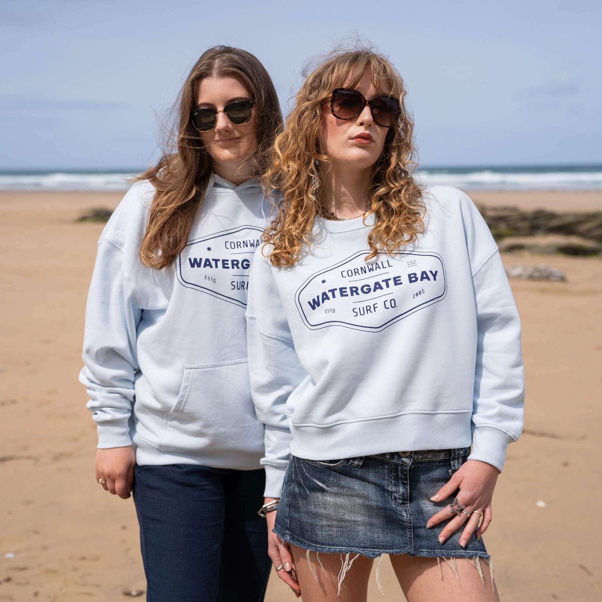 DIAMOND | WOMENS RELAXED CREW NECK SWEATSHIRT - ICE BLUE