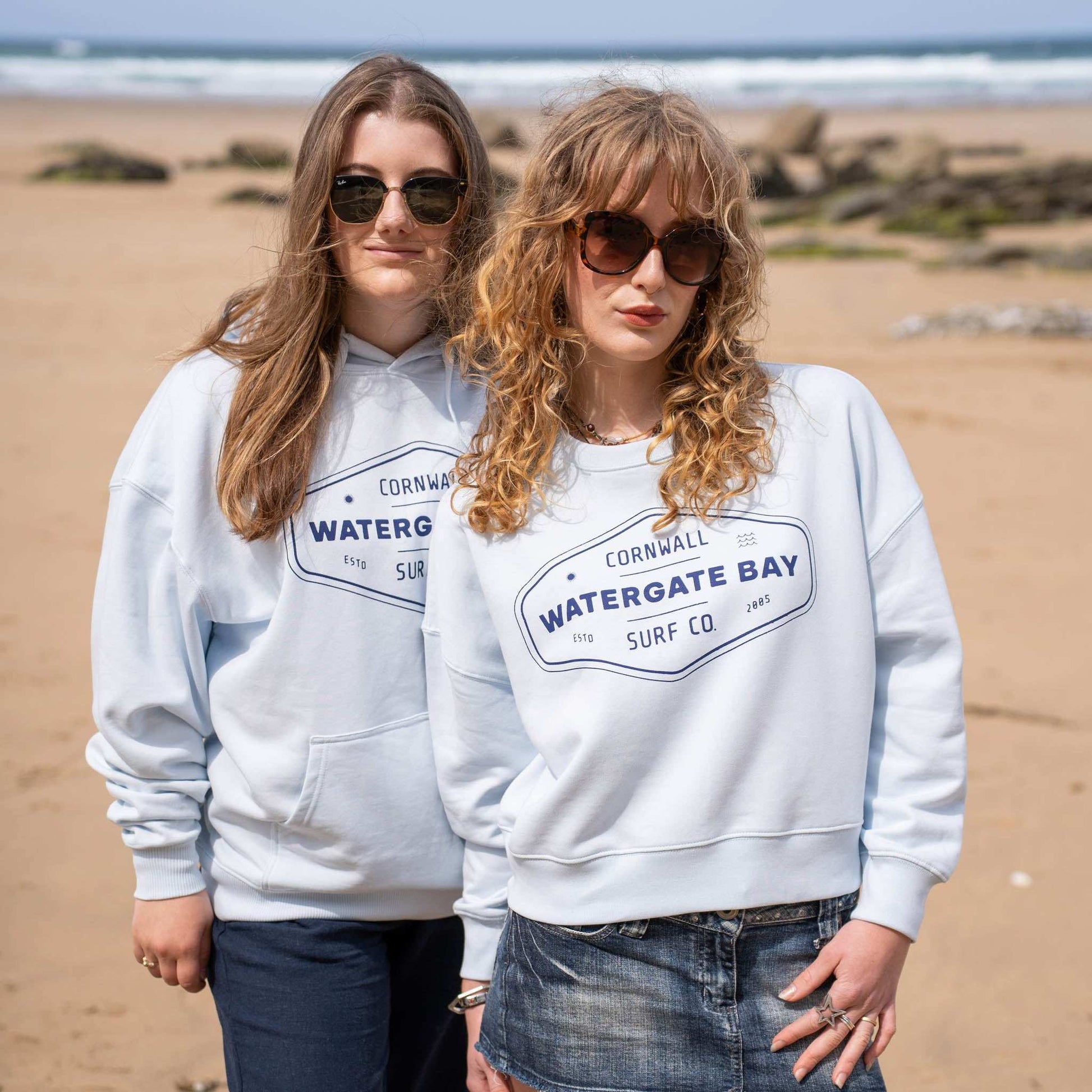 DIAMOND | WOMENS RELAXED CREW NECK SWEATSHIRT - ICE BLUE