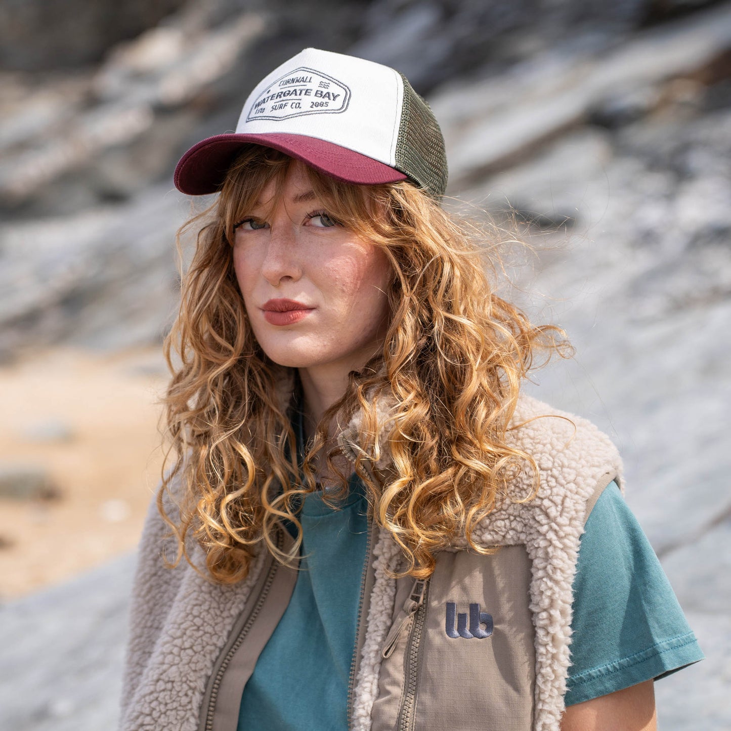 DIAMOND | TRUCKER CAP - IVORY/CHERRY
