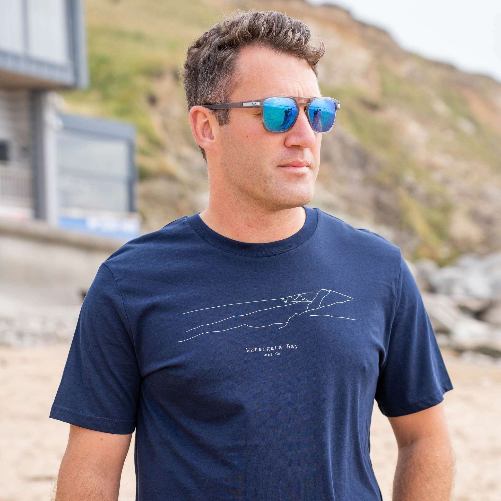 LINE | T-SHIRT - NAVY