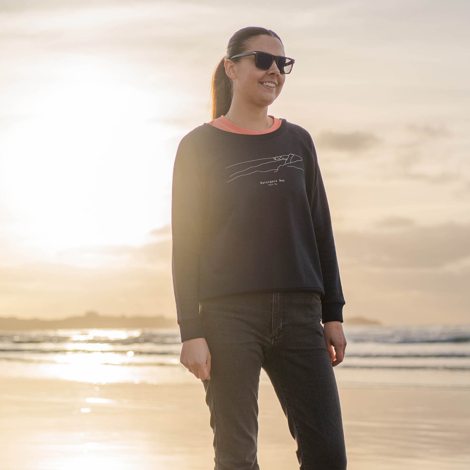 LINE | WOMENS RELAXED SWEATSHIRT - NAVY - Sweatshirt - Watergate Bay Surf Company.