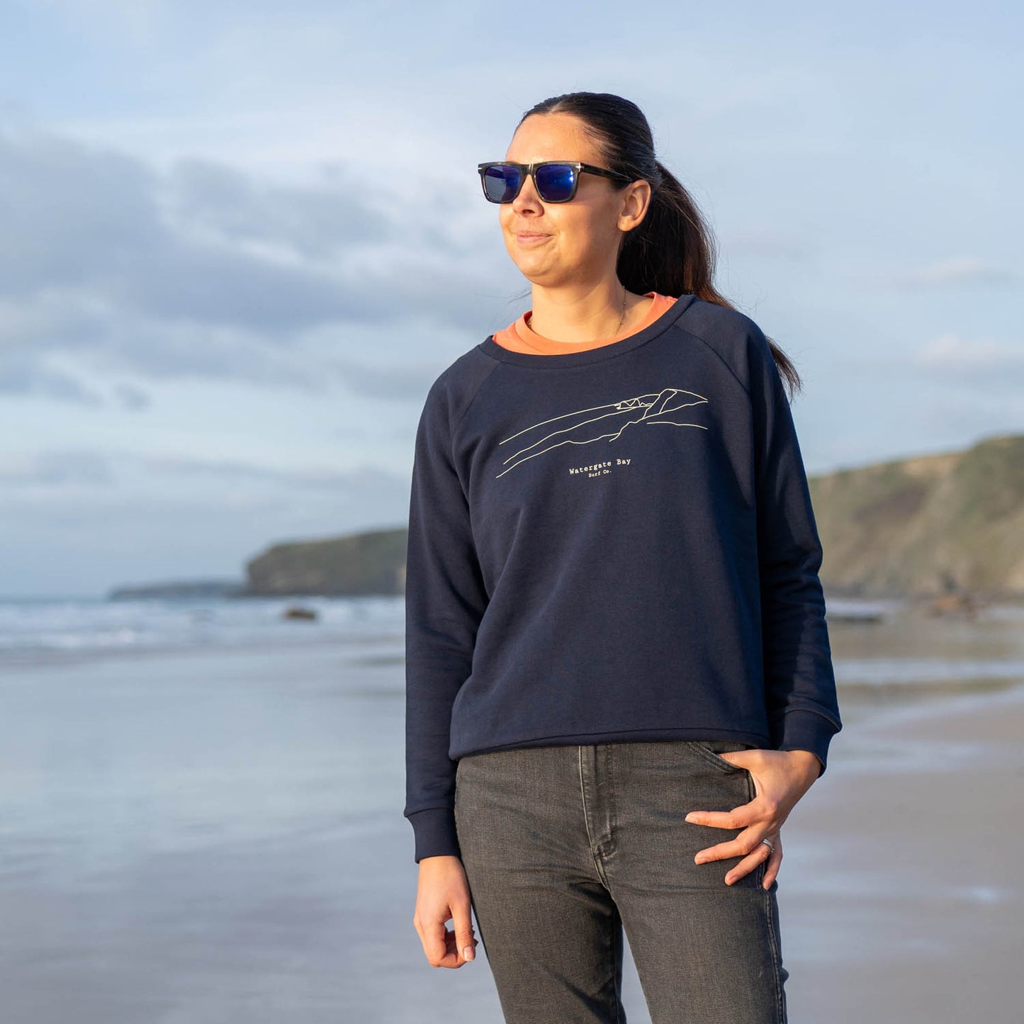 LINE | WOMENS RELAXED SWEATSHIRT - NAVY - Sweatshirt - Watergate Bay Surf Company.