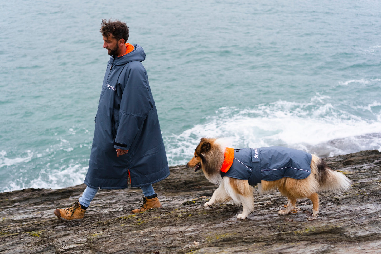 DRYROBE DOG COAT DARKGREY/ORANGE