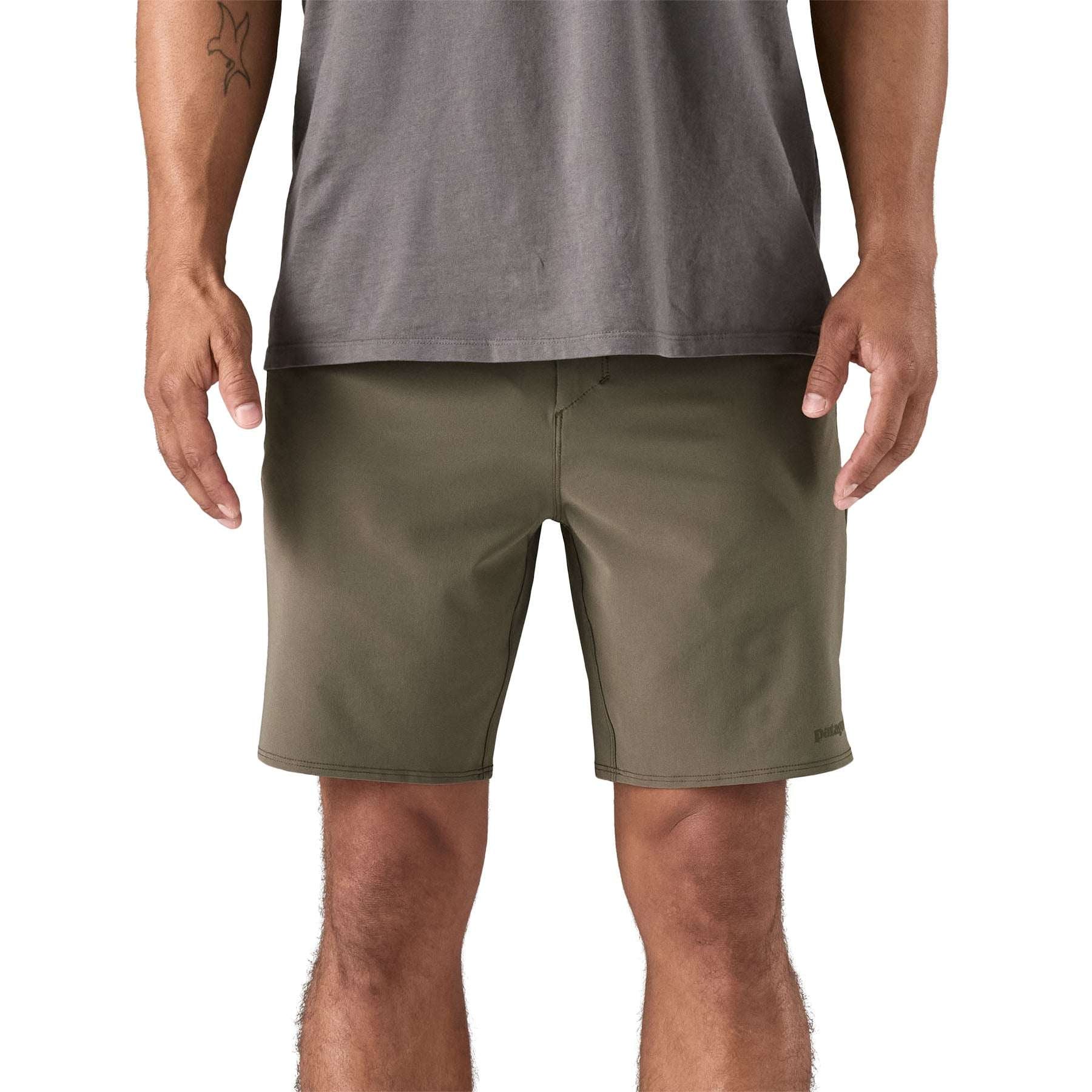PATAGONIA MEN'S HYDROPEAK HYBRID WALKSHORTS BASIN GREEN