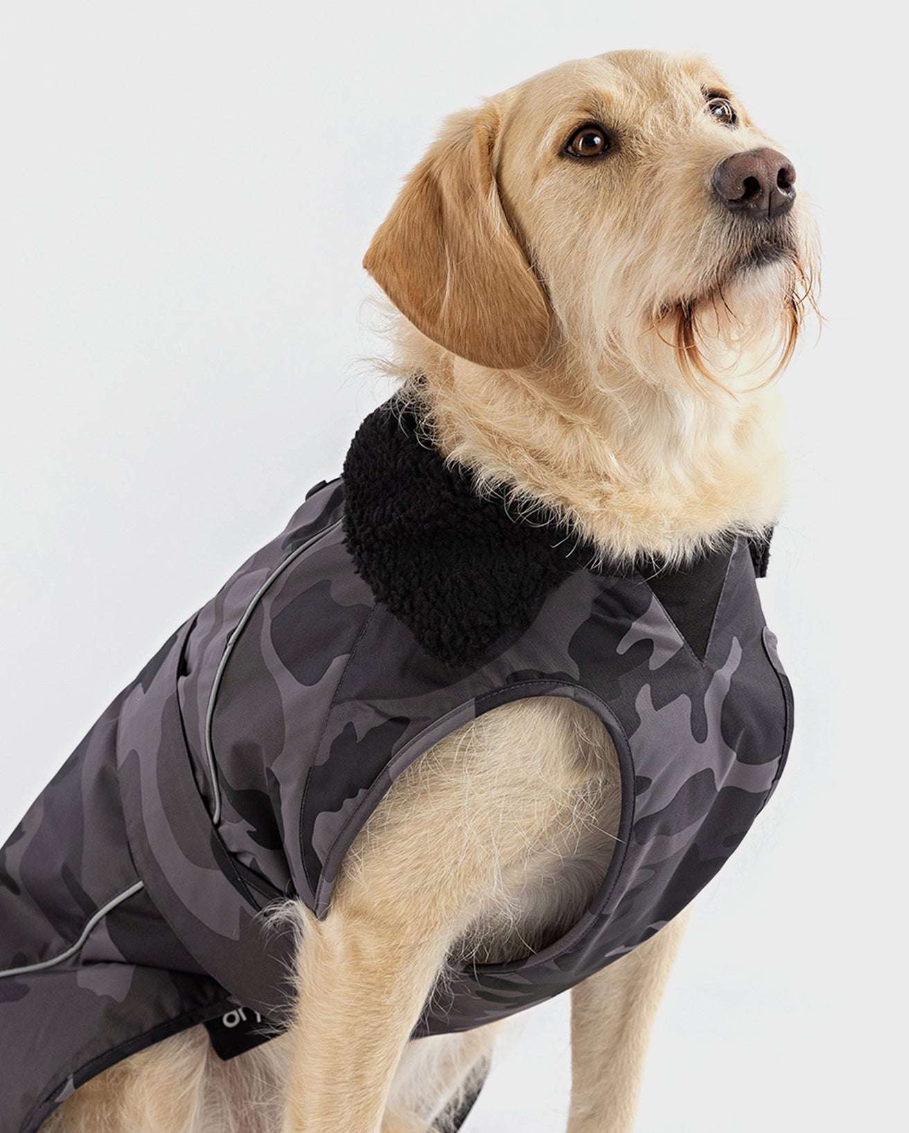 DRYROBE DOG COAT BLACKCAMO/BLACK