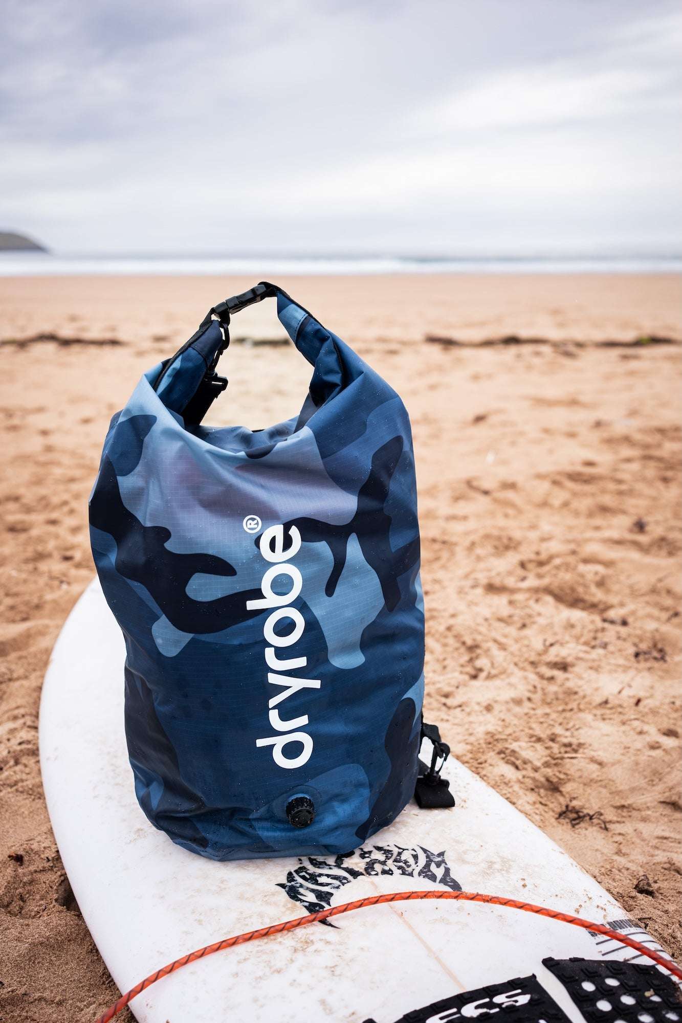 DRYROBE COMPRESSION TRAVEL BAG - BLUECAMO